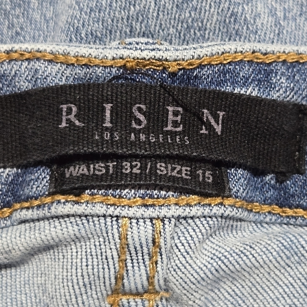 RISEN Womens High Rise Stretch Distressed Medium Wash Denim Jeans Size 15/32 - Picture 7 of 9